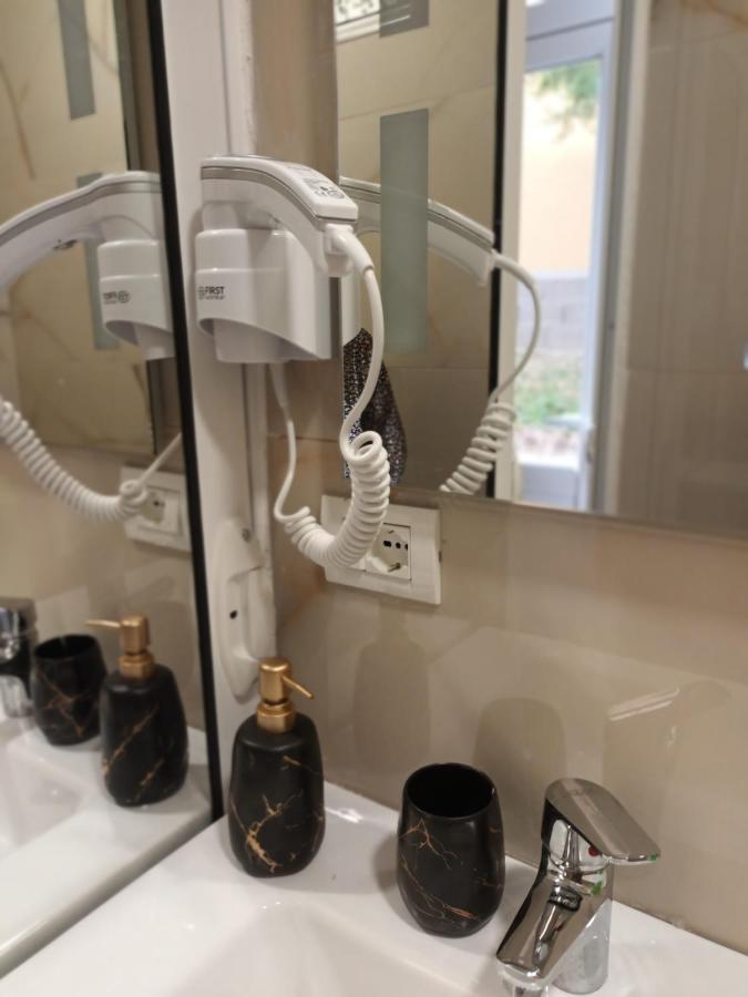 Home Center 科尔察 外观 照片